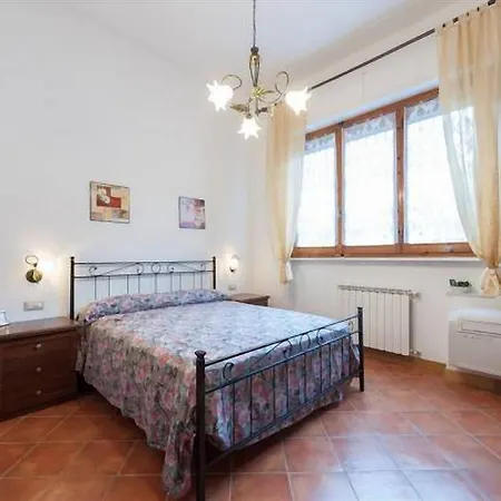 Apartment Guesthost - A Different Side Of