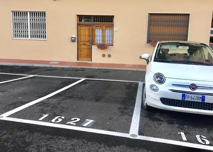 Guesthost - A Different Side Of Апартаменты Флоренция