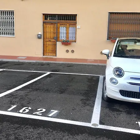 A Different Side Of Apartment Florenz